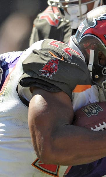 McCown or Glennon? Without running game, Bucs QBs languish